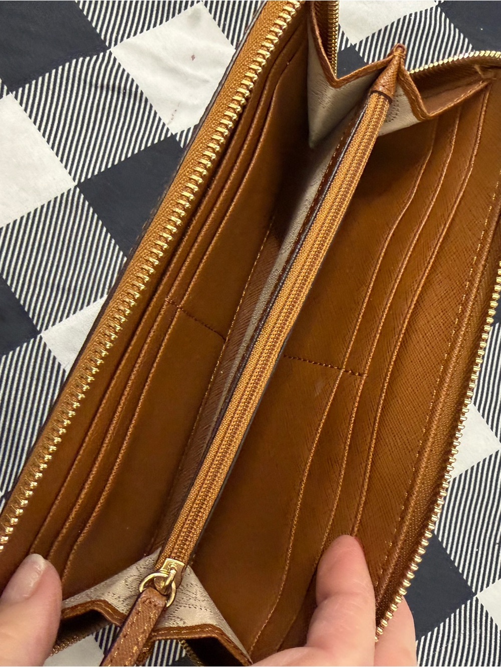 Michael Kors Saffiano Wallet in Caramel Brown with Gold Hardware - Picture 7 of 10